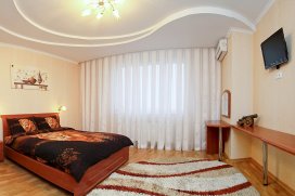 Квартира посуточно в Львове на ул. Александра Мишуги, 12